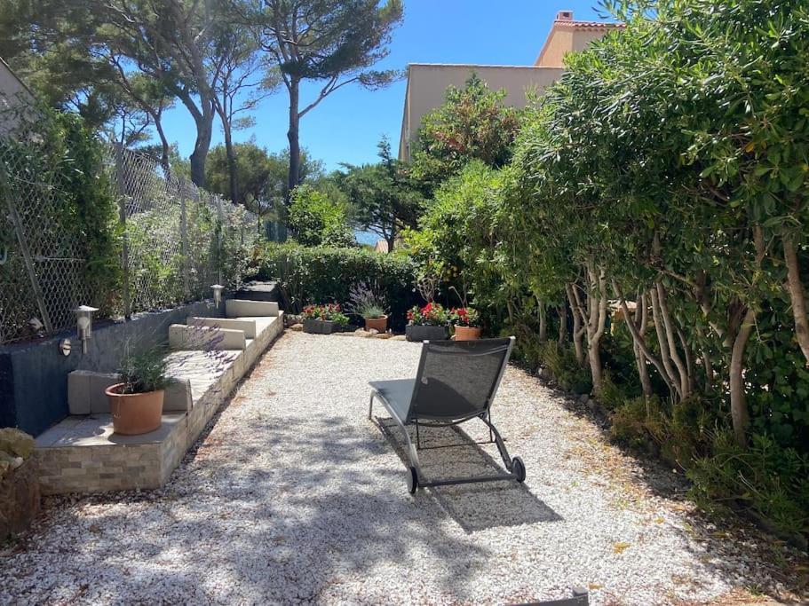 Logement Entier T2 Climatise, Parking Gratuit, Jardin, Plage A 2Min A Pied Sanary-sur-Mer Eksteriør bilde